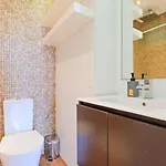 Luxury Duplex In Benfica 15 Min To Airport Lisbon