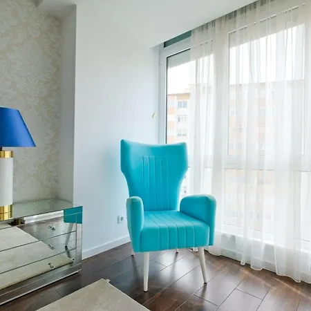 Luxury Duplex In Benfica 15 Min To Airport شقة