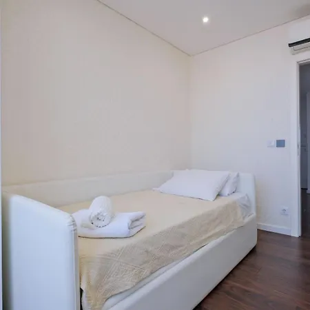 شقة Luxury Duplex In Benfica 15 Min To Airport Lisboa