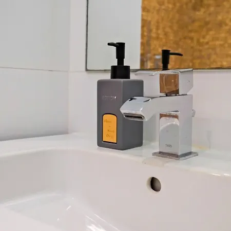 Apartment Luxury Duplex In Benfica 15 Min To Airport Lisbon