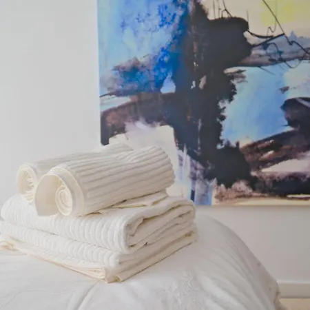 Luxury Duplex In Benfica 15 Min To Airport *