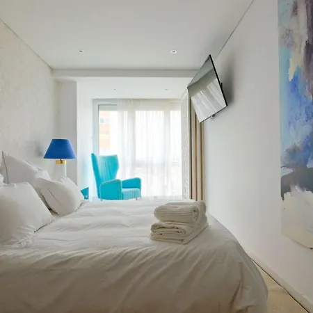 Luxury Duplex In Benfica 15 Min To Airport