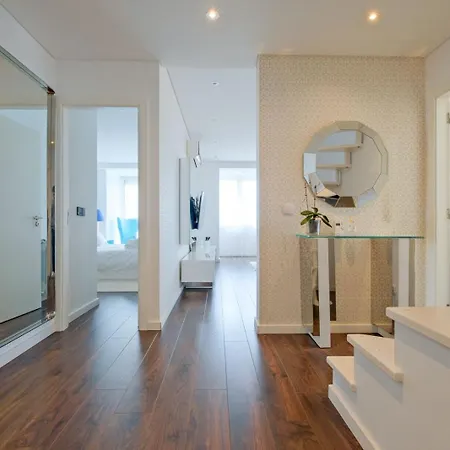 Luxury Duplex In Benfica 15 Min To Airport * Lisbon
