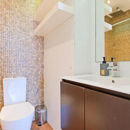 Luxury Duplex In Benfica 15 Min To Airport Lisbon