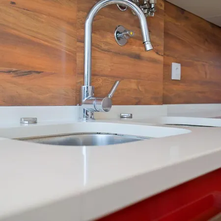 Luxury Duplex In Benfica 15 Min To Airport Apartment
