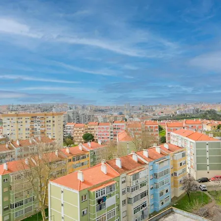 Luxury Duplex In Benfica 15 Min To Airport